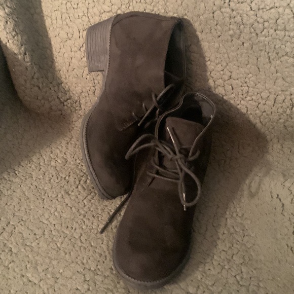 Boc - Picture 2 of 4